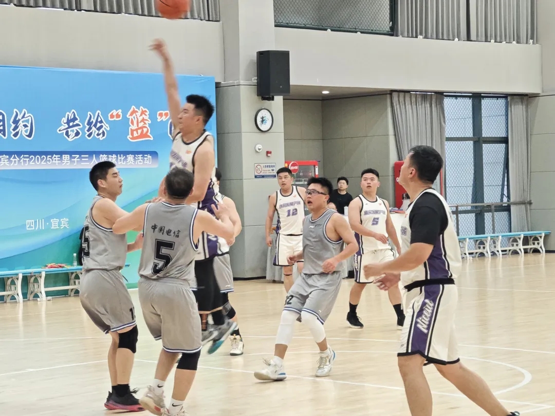 20251020_172456_009 20251020_172456_009